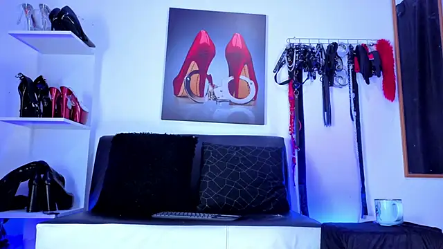 Snapshot of KateStone chatting on 10-16-25, 09:38 KateStone online show from 10-16-25, 09:38