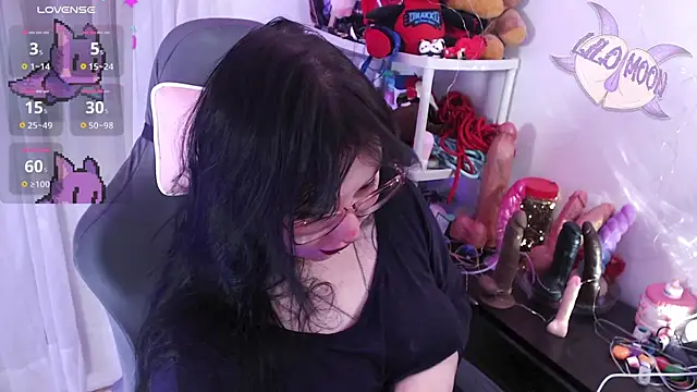 LiloMoon69 online show from 03-10-26, 02:33