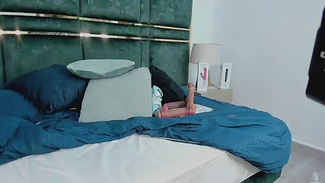 Daddysgirl1  online show from 02-20-25, 12:25