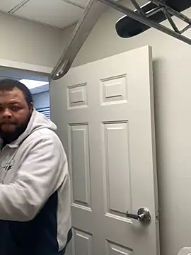 Snapshot of papijusto chatting on 01-06-25, 10:24 papijusto online show from 01-06-25, 10:24