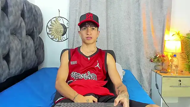  CamiloBass online show from 04-07-26, 02:01