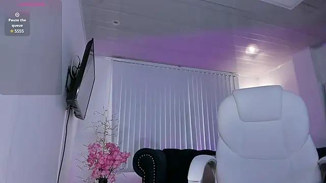 amelie jhons online show from 03-08-25, 08:14