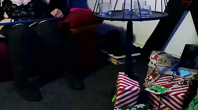 Snapshot of cplf2024 chatting on 12-24-24, 01:59 cplf2024 online show from 12-24-24, 01:59