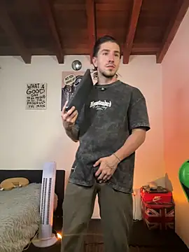 Valentino Xander online show from 04-27-26, 02:53