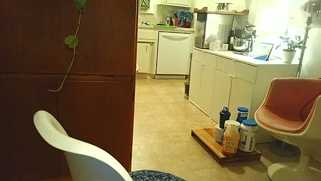 costanza7070 online show from 10-23-25, 02:00