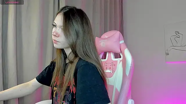 Nicole Charm online show from 02-19-25, 08:10