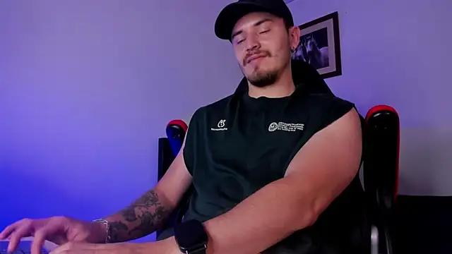 Snapshot of james_connor2 chatting on 01-09-25, 06:57 james connor2 online show from 01-09-25, 06:57