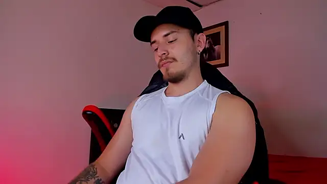 Snapshot of james_connor2 chatting on 02-20-25, 06:57 james connor2 online show from 02-20-25, 06:57