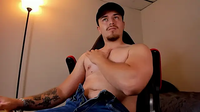 Snapshot of james_connor2 chatting on 03-03-25, 09:59 james connor2 online show from 03-03-25, 09:59