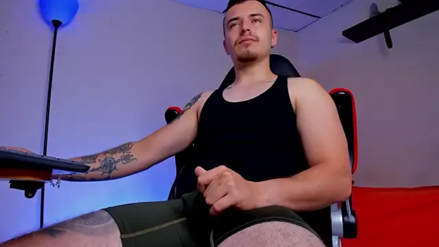 Snapshot of james_connor2 chatting on 09-25-25, 05:16 james connor2 online show from 09-25-25, 05:16