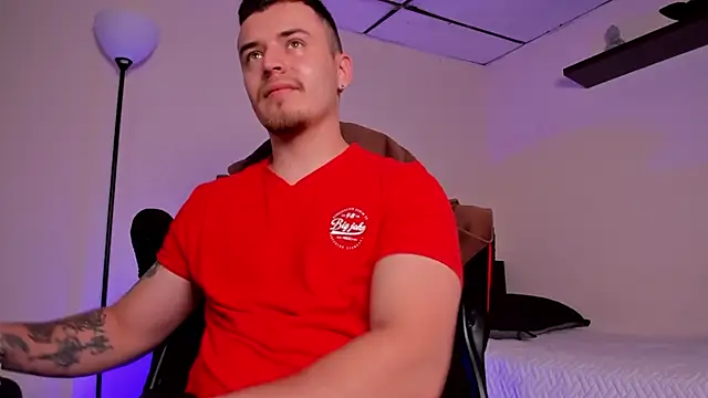 Snapshot of james_connor2 chatting on 11-22-25, 07:24 james connor2 online show from 11-22-25, 07:24