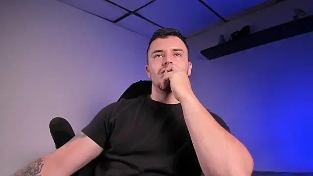 james connor2 online show from 04-13-26, 06:57