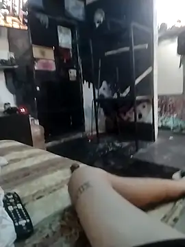 Snapshot of Gibbzmx chatting on 10-19-25, 10:54 Gibbzmx online show from 10-19-25, 10:54