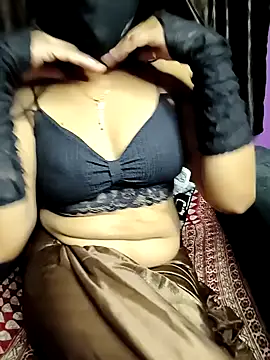 Snapshot of sexy-mohini chatting on 02-07-25, 07:06 sexy-mohini online show from 02-07-25, 07:06