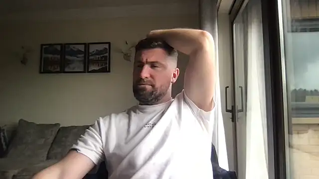 MarriedManBigCock online show from 04-09-26, 11:48