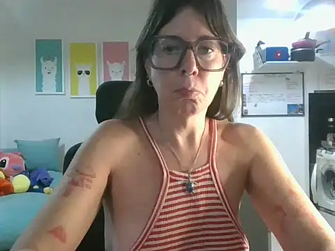 Calentandote online show from 04-21-26, 08:42