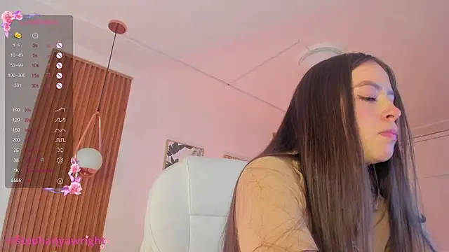 Snapshot of TiffanyWright chatting on 02-10-25, 04:14 TiffanyWright online show from 02-10-25, 04:14