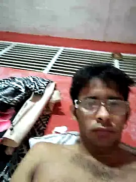 Snapshot of VL25DN26 chatting on 03-24-26, 12:21 VL25DN26 online show from 03-24-26, 12:21