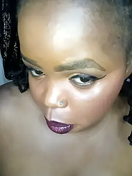 Snapshot of smileyass chatting on 10-02-25, 11:23 smileyass online show from 10-02-25, 11:23