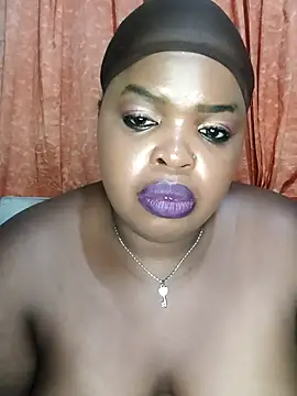 Snapshot of smileyass chatting on 10-23-25, 12:10 smileyass online show from 10-23-25, 12:10