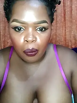 Snapshot of smileyass chatting on 11-27-25, 12:46 smileyass online show from 11-27-25, 12:46