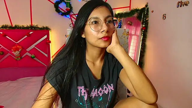 Snapshot of _Jessi29_ chatting on 12-27-24, 07:46 Jessi29 online show from 12-27-24, 07:46