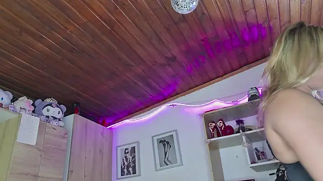 angelica sparks online show from 07-08-26, 01:54