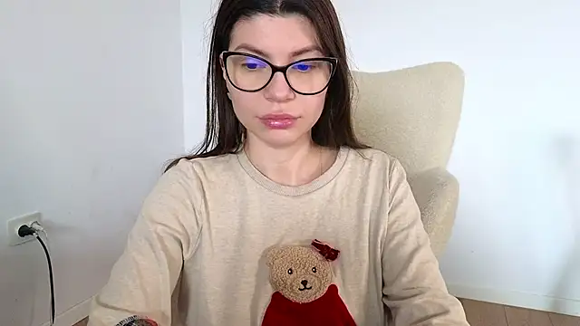 Jullyenn3 online show from 02-16-25, 10:10