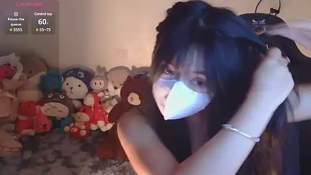 Snapshot of TimmyZi chatting on 12-10-24, 03:55 TimmyZi online show from 12-10-24, 03:55