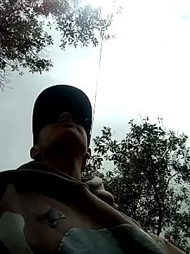 Snapshot of Cuervo_maniaco chatting on 02-14-25, 03:36 Cuervo maniaco online show from 02-14-25, 03:36