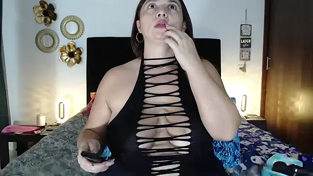 Snapshot of TatianaMonteross chatting on 11-04-25, 05:17 TatianaMonteross online show from 11-04-25, 05:17