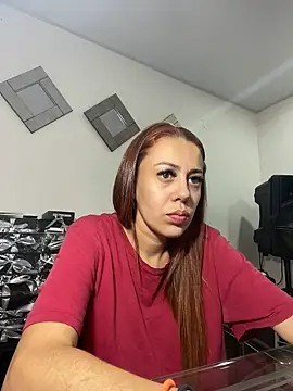 AnnbellaRosse online show from 01-01-25, 01:04