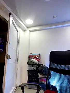 AnnbellaRosse online show from 12-18-25, 04:57