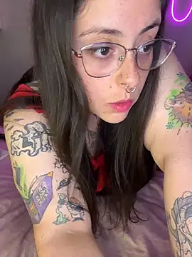 Mizztikaa online show from 11-24-25, 10:31