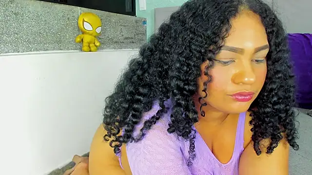 Snapshot of Annie-Wolf chatting on 09-25-25, 08:56 Annie-Wolf online show from 09-25-25, 08:56