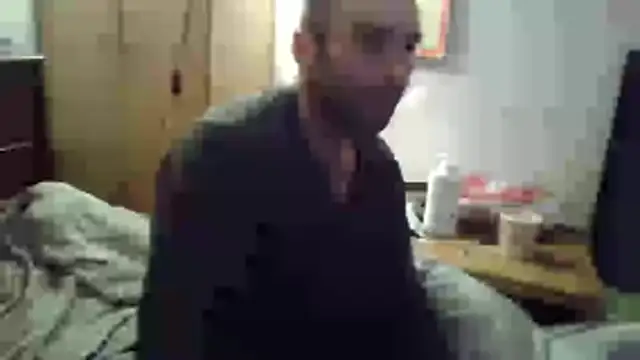 Snapshot of DrbigdickUK chatting on 04-16-26, 10:45 DrbigdickUK online show from 04-16-26, 10:45