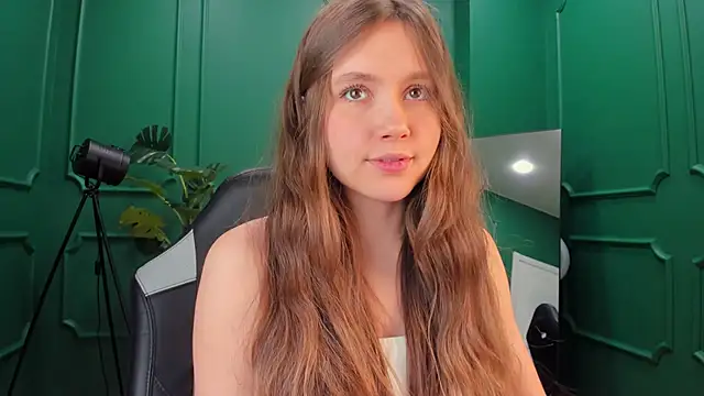 MaryannSoftt online show from 02-26-25, 02:57