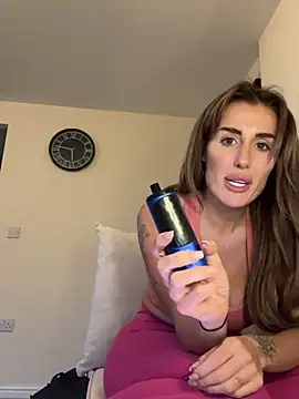 UKSYDNEYFOX online show from 03-06-25, 05:43