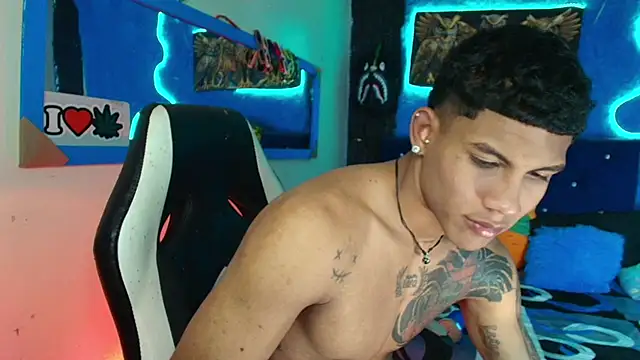 Damian latinxxx online show from 01-28-25, 08:36