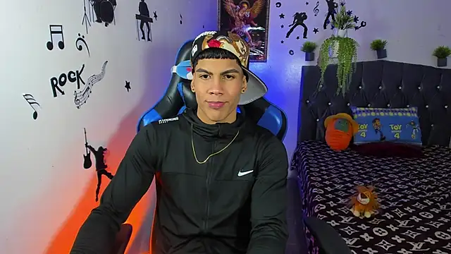 Damian latinxxx online show from 09-10-25, 03:06