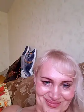 IsabellaBoni online show from 01-27-25, 02:02