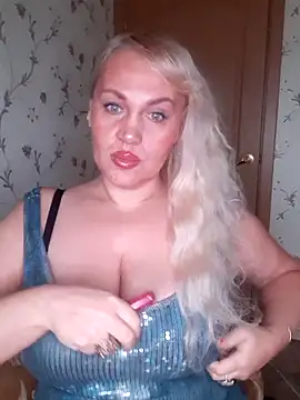 IsabellaBoni online show from 12-19-25, 07:15