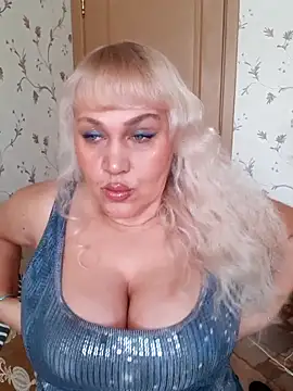 IsabellaBoni online show from 02-15-26, 07:27