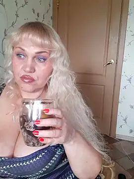 IsabellaBoni online show from 04-27-26, 06:44