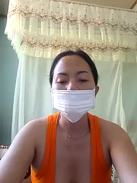 Snapshot of Baby-sexytits18 chatting on 03-22-25, 03:41 Baby-sexytits18 online show from 03-22-25, 03:41