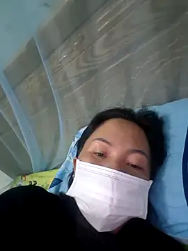 Snapshot of Baby-sexytits18 chatting on 03-22-25, 03:31 Baby-sexytits18 online show from 03-22-25, 03:31