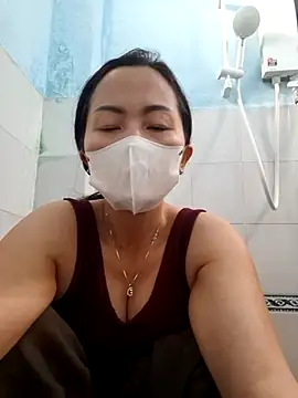 Baby-sexytits18 online show from 12-04-25, 11:46