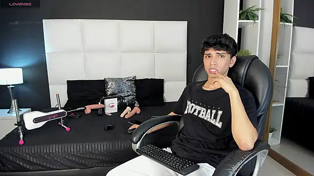 Santy carrington online show from 12-05-24, 08:22