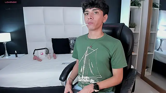 Santy carrington online show from 12-06-24, 11:47