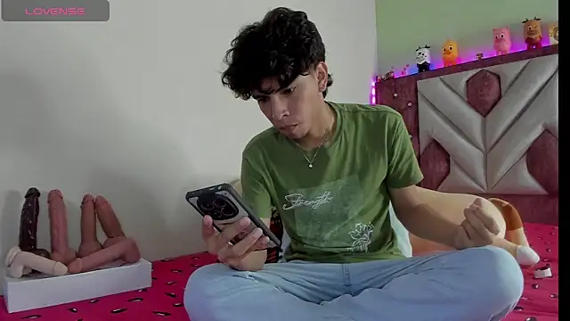 Santy carrington online show from 11-22-25, 01:15